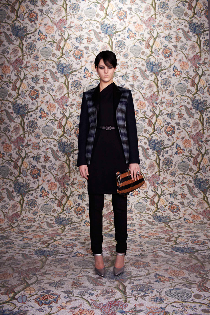 Balenciaga 2011ϵиDƬ