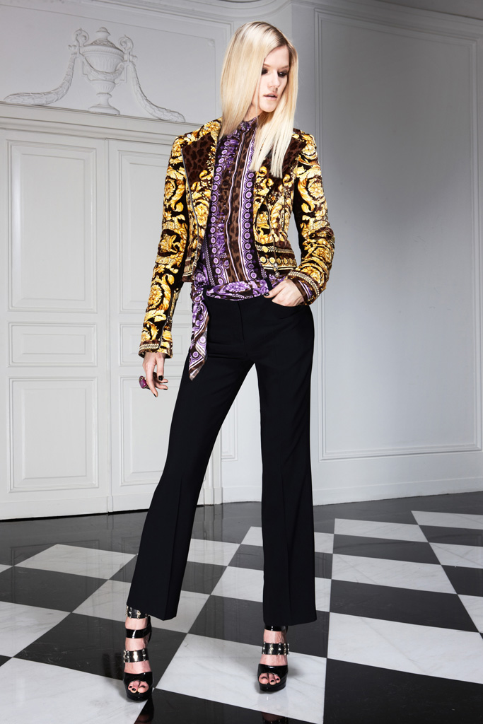 Versace 2011ϵиDƬ