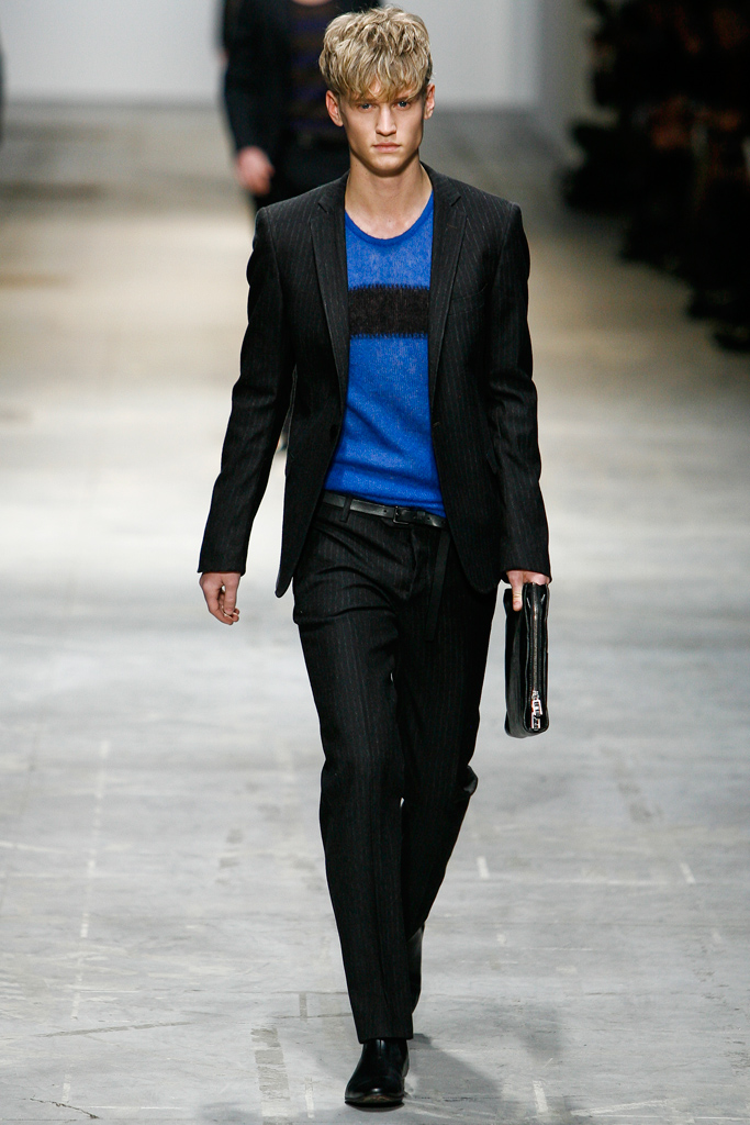 Costume National 2011ﶬbDƬ