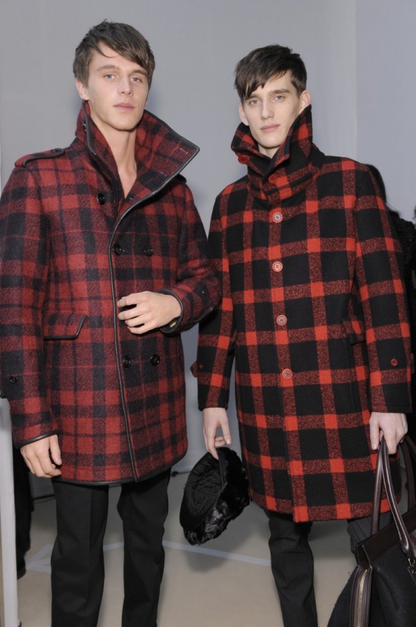 BURBERRY 2011 ﶬb_DƬ
