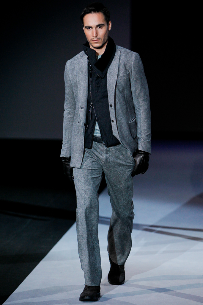 Giorgio Armani 2011 ﶬbDƬ