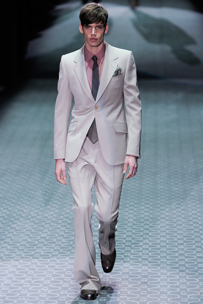 Gucci 2011 ﶬbDƬ