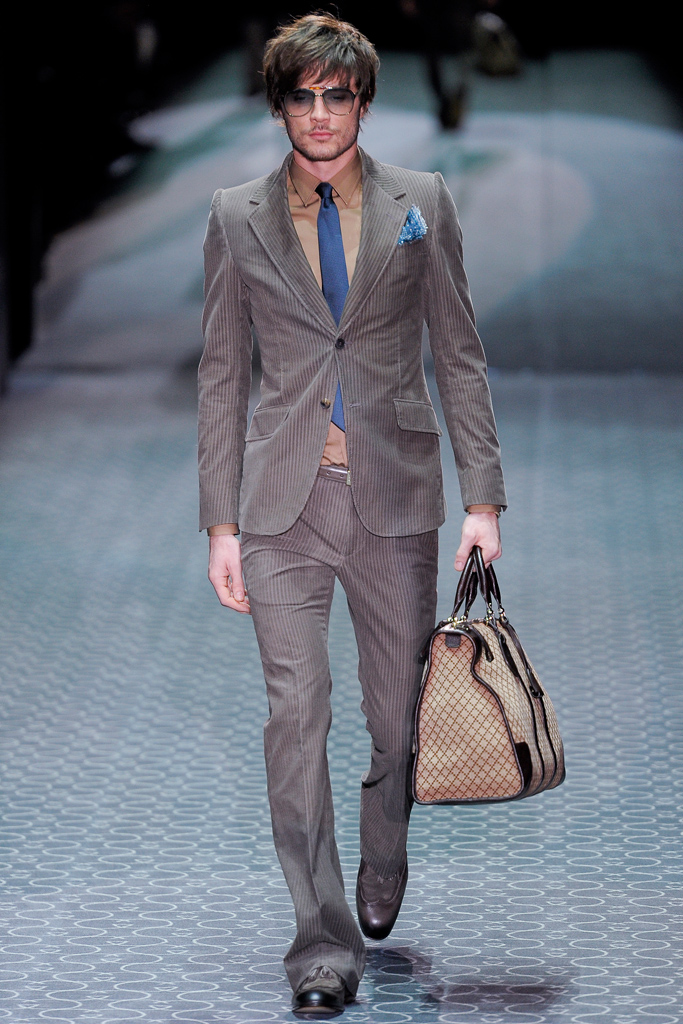 Gucci 2011 ﶬbDƬ