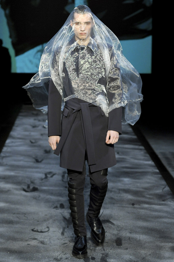 Mugler 2011 �ﶬ���b����DƬ