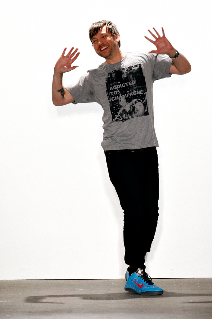 Libertine 2011 ﶬbDƬ