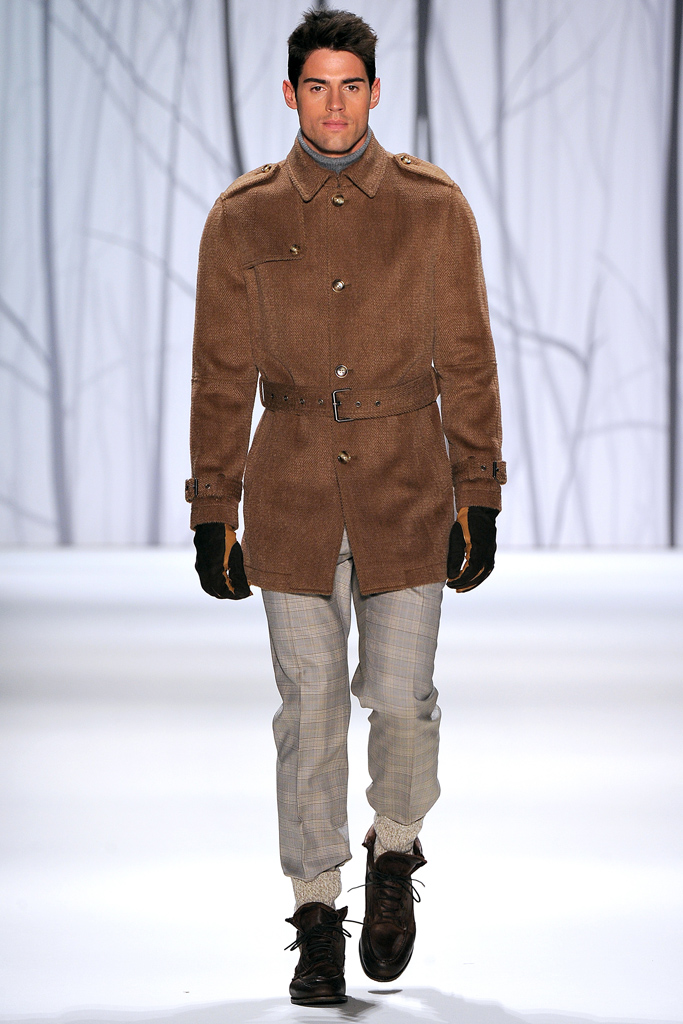 Perry Ellis 2011 ﶬbDƬ