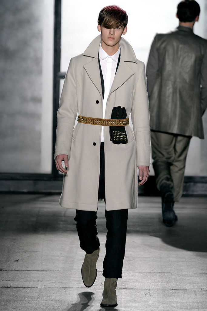 Robert Geller 2011 ﶬbDƬ