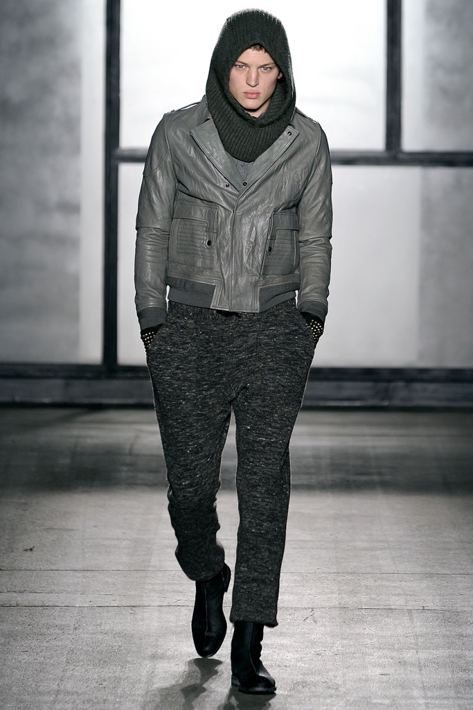 Robert Geller 2011 ﶬbDƬ