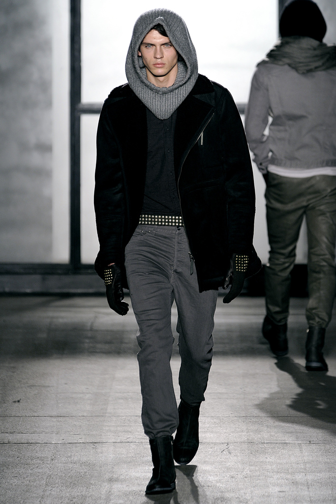 Robert Geller 2011 ﶬbDƬ