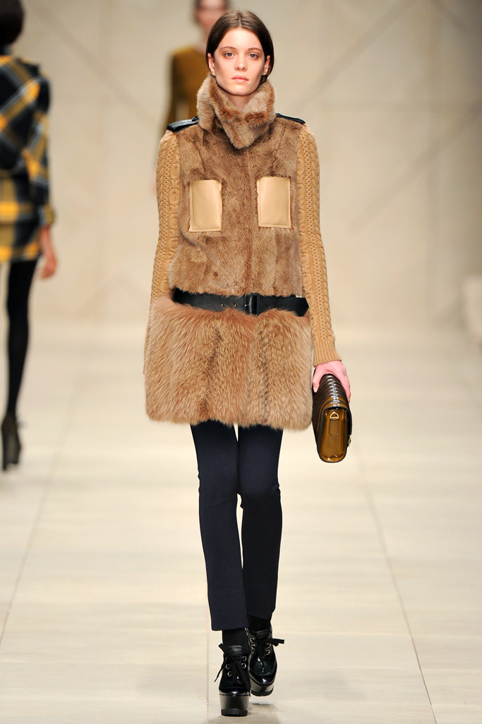 Burberry Prorsum 2011秋冬成衣高清圖片