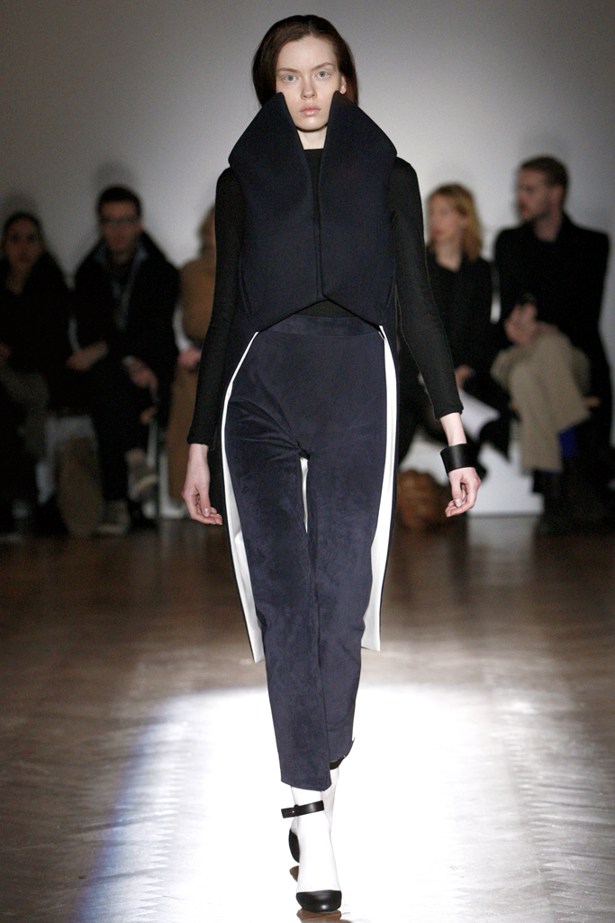 Thomas Tait 2011ﶬ¸DƬ