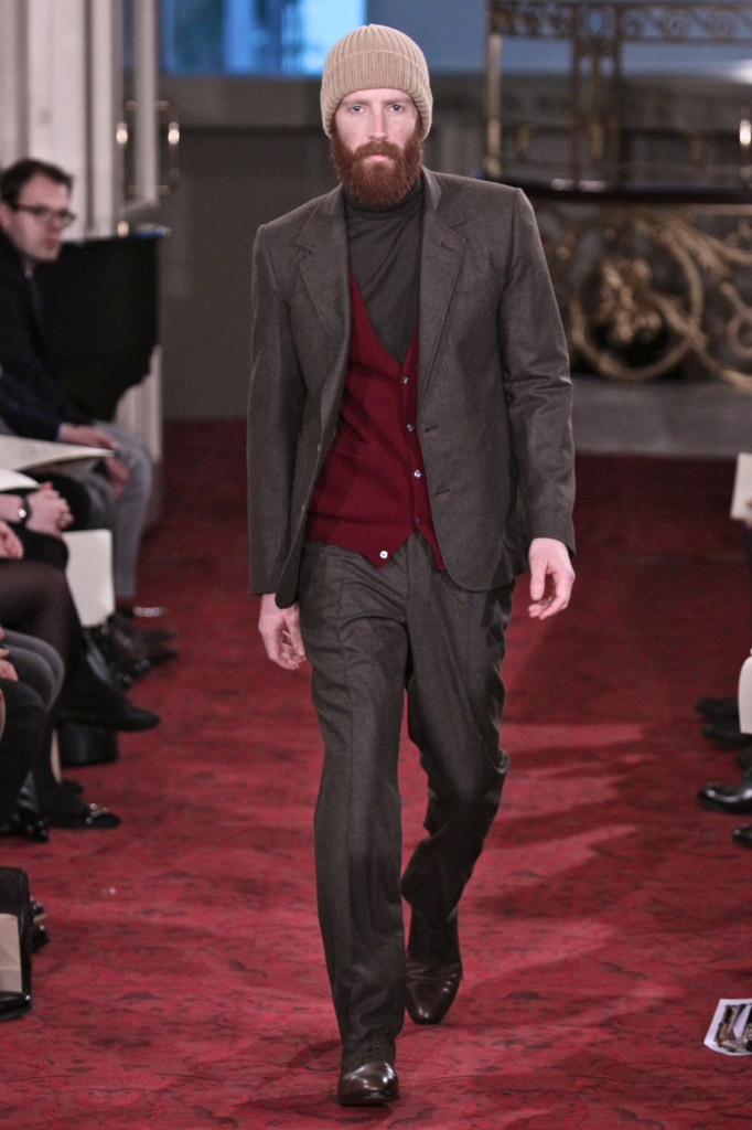 E. Tautz 2011ﶬ¸DƬ