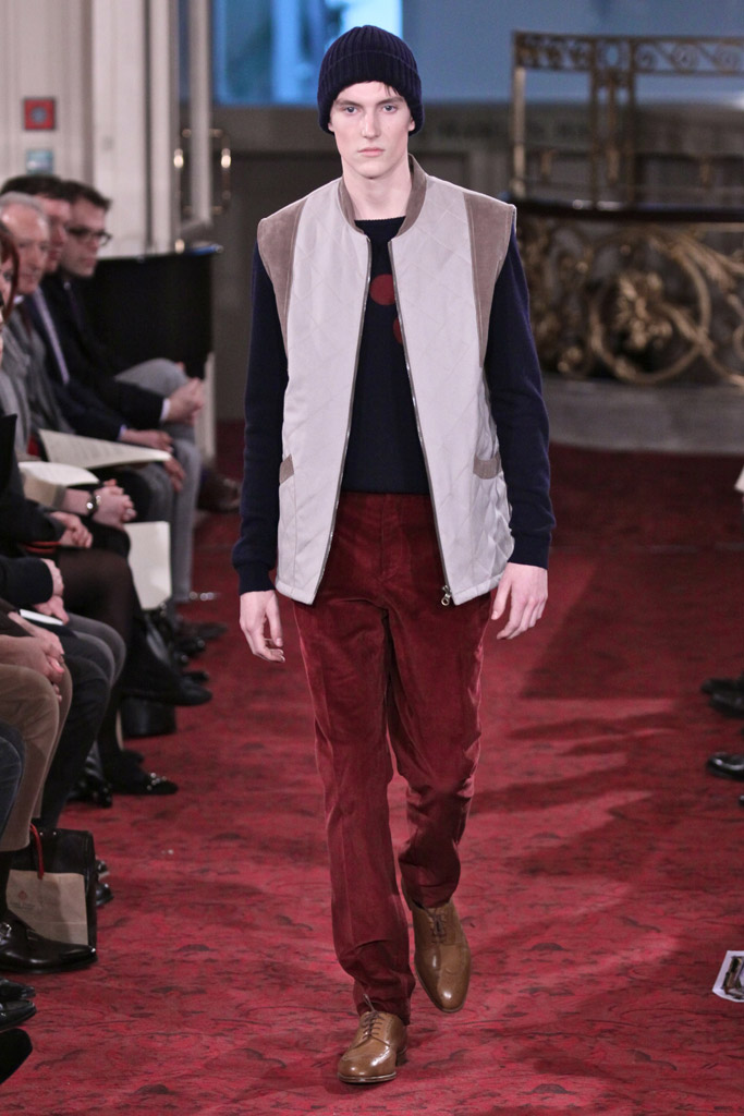 E. Tautz 2011ﶬ¸DƬ