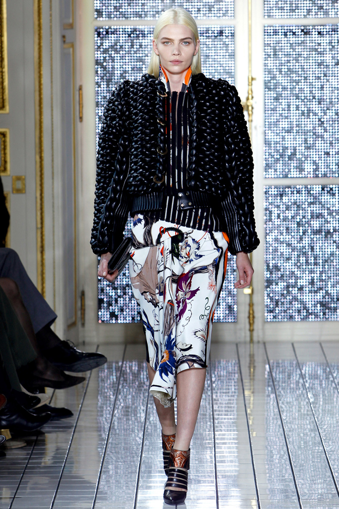 Balenciaga 2011秋冬成衣