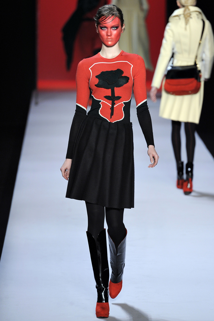 Viktor & Rolf 2011ﶬ DƬ