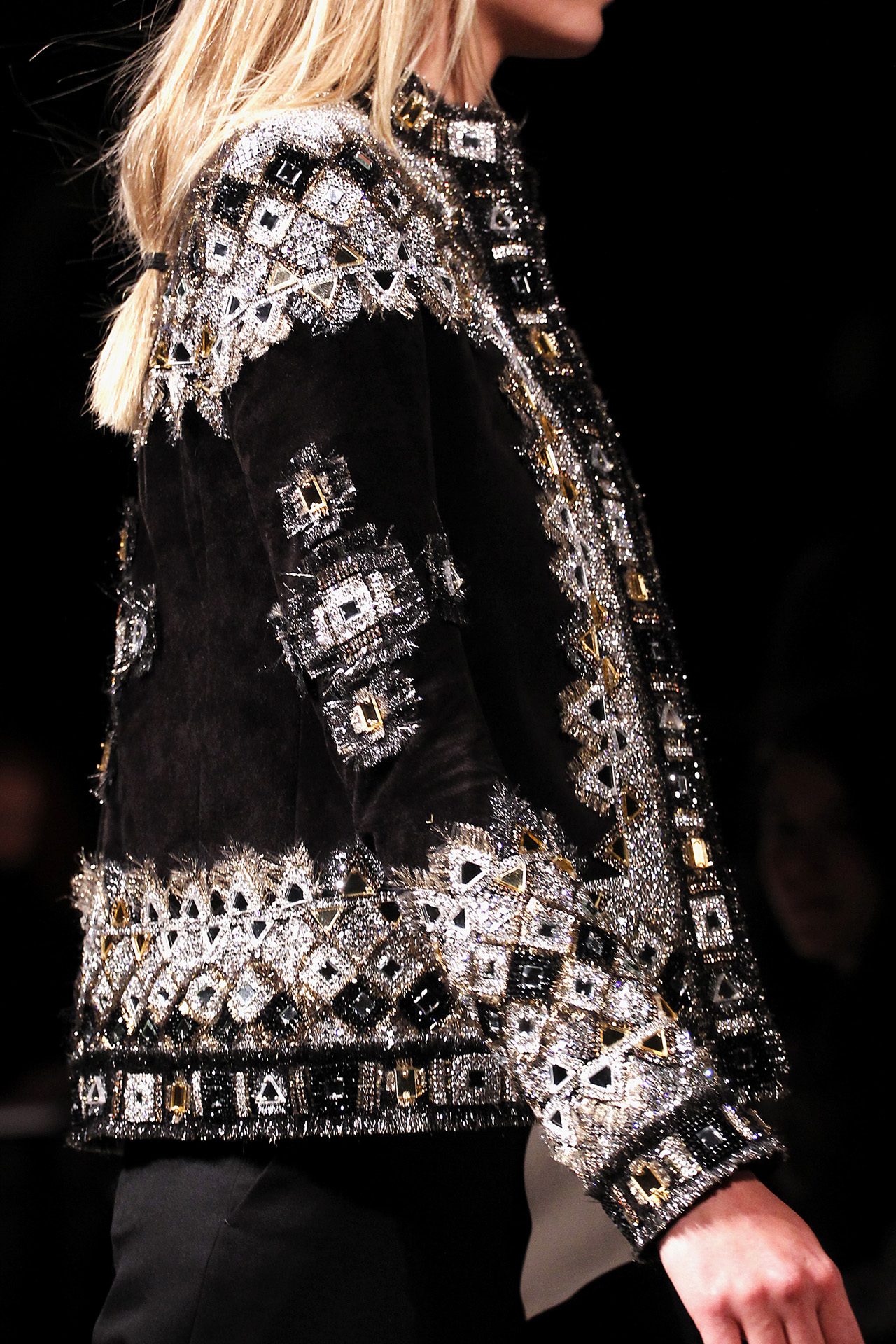 Balmain 2011ﶬ(x)(ji)DƬ