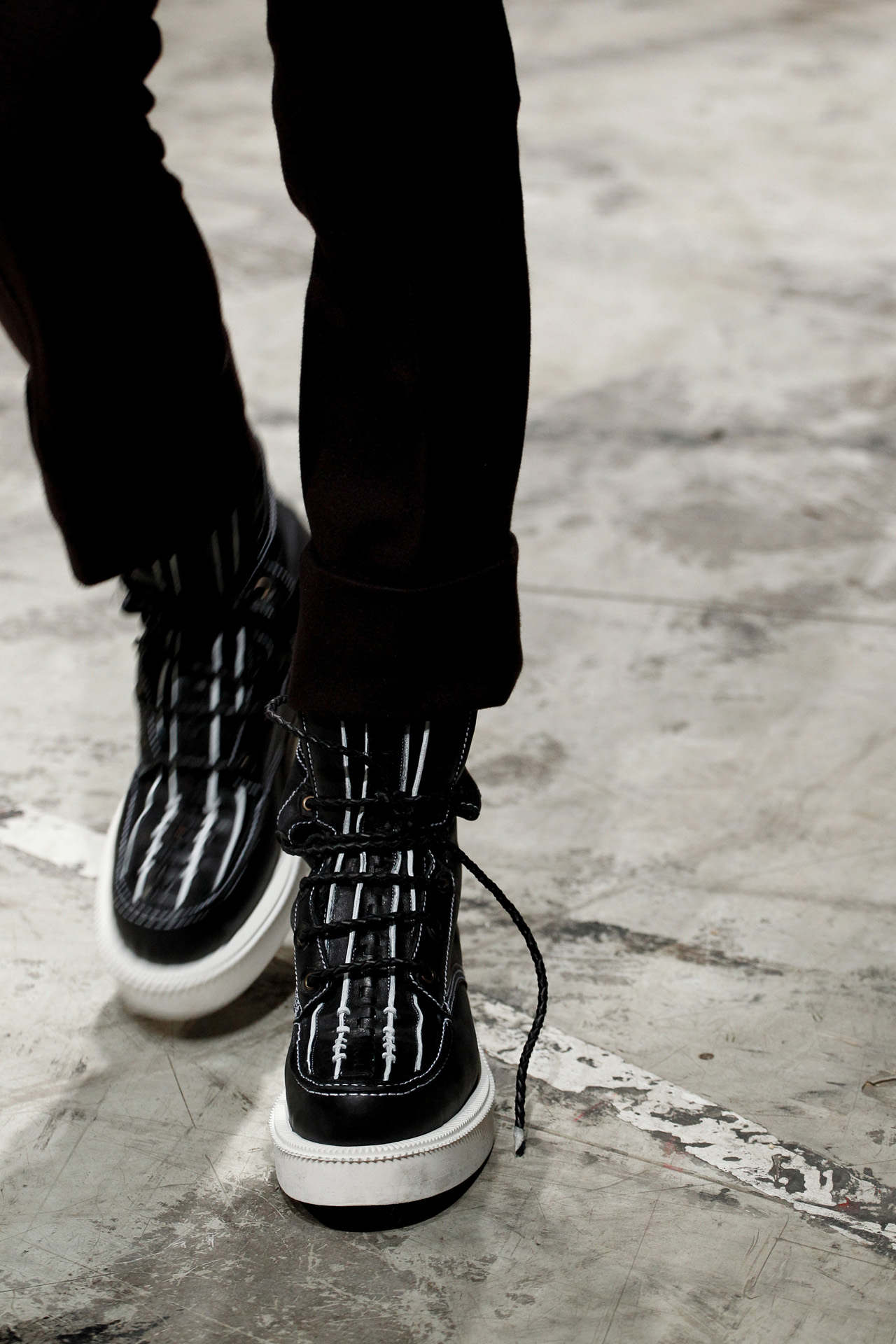 Givenchy 2011ﶬ(x)(ji)DƬ