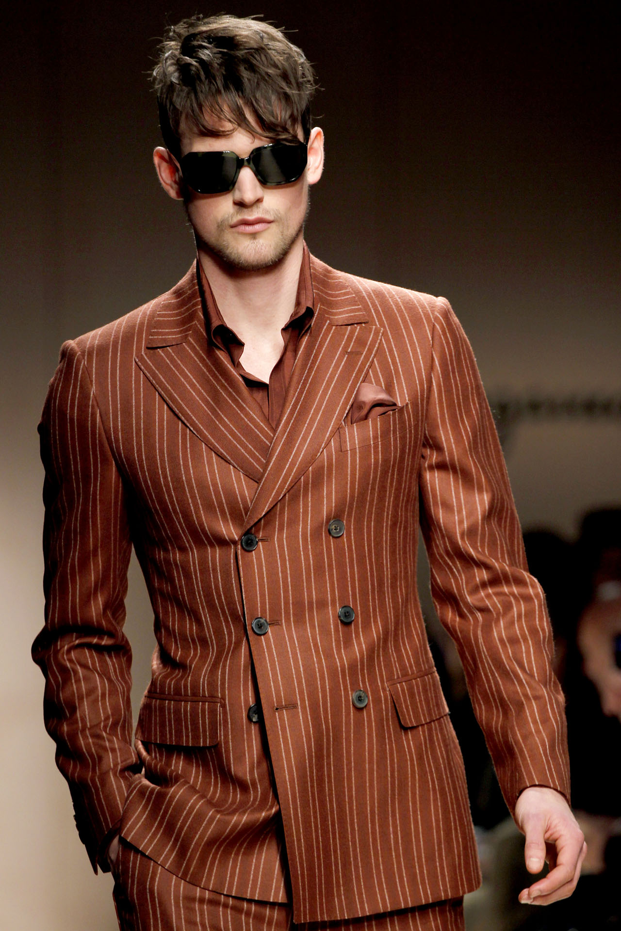 Salvatore Ferragamo 2011ﶬbDƬ