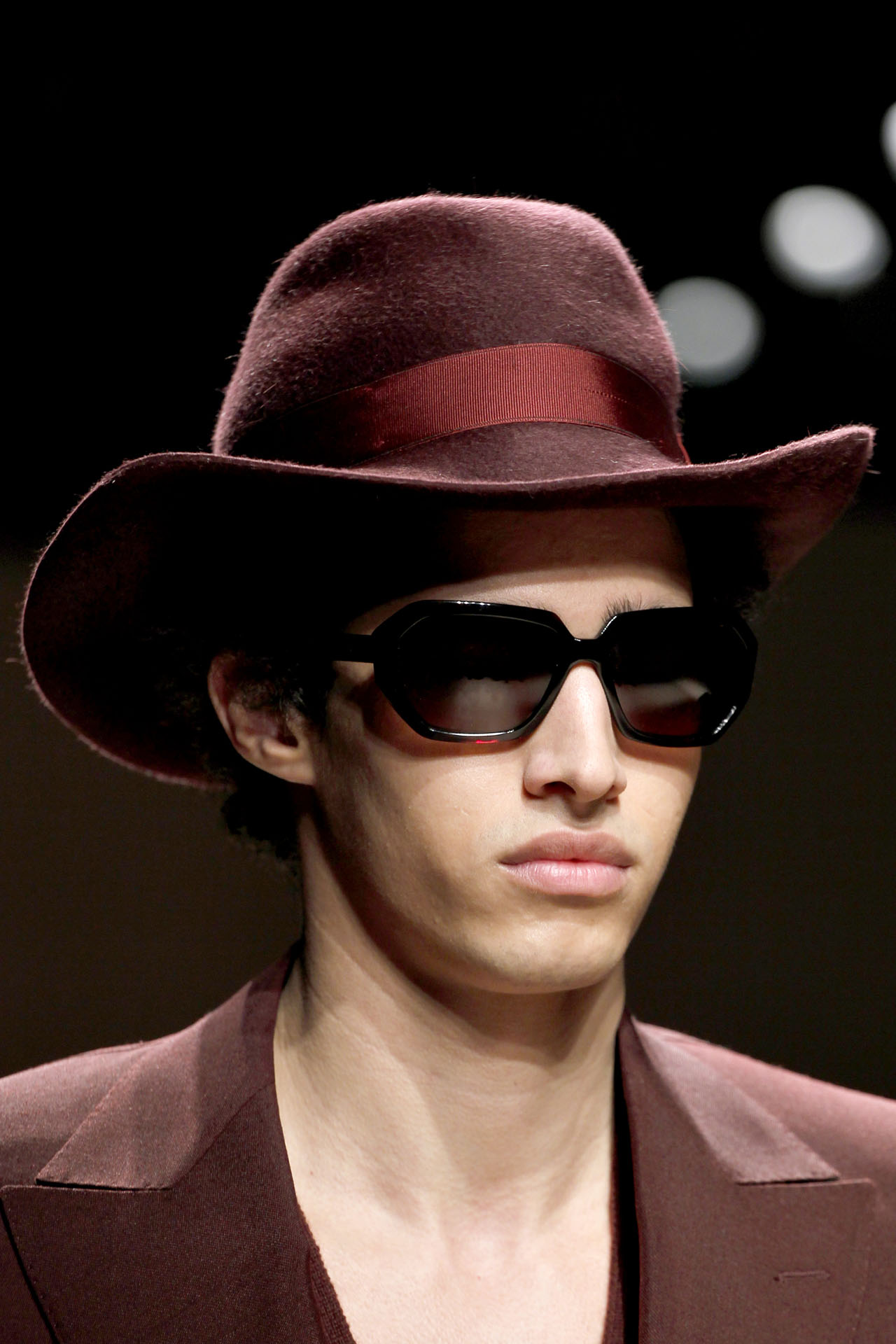 Salvatore Ferragamo 2011ﶬbDƬ