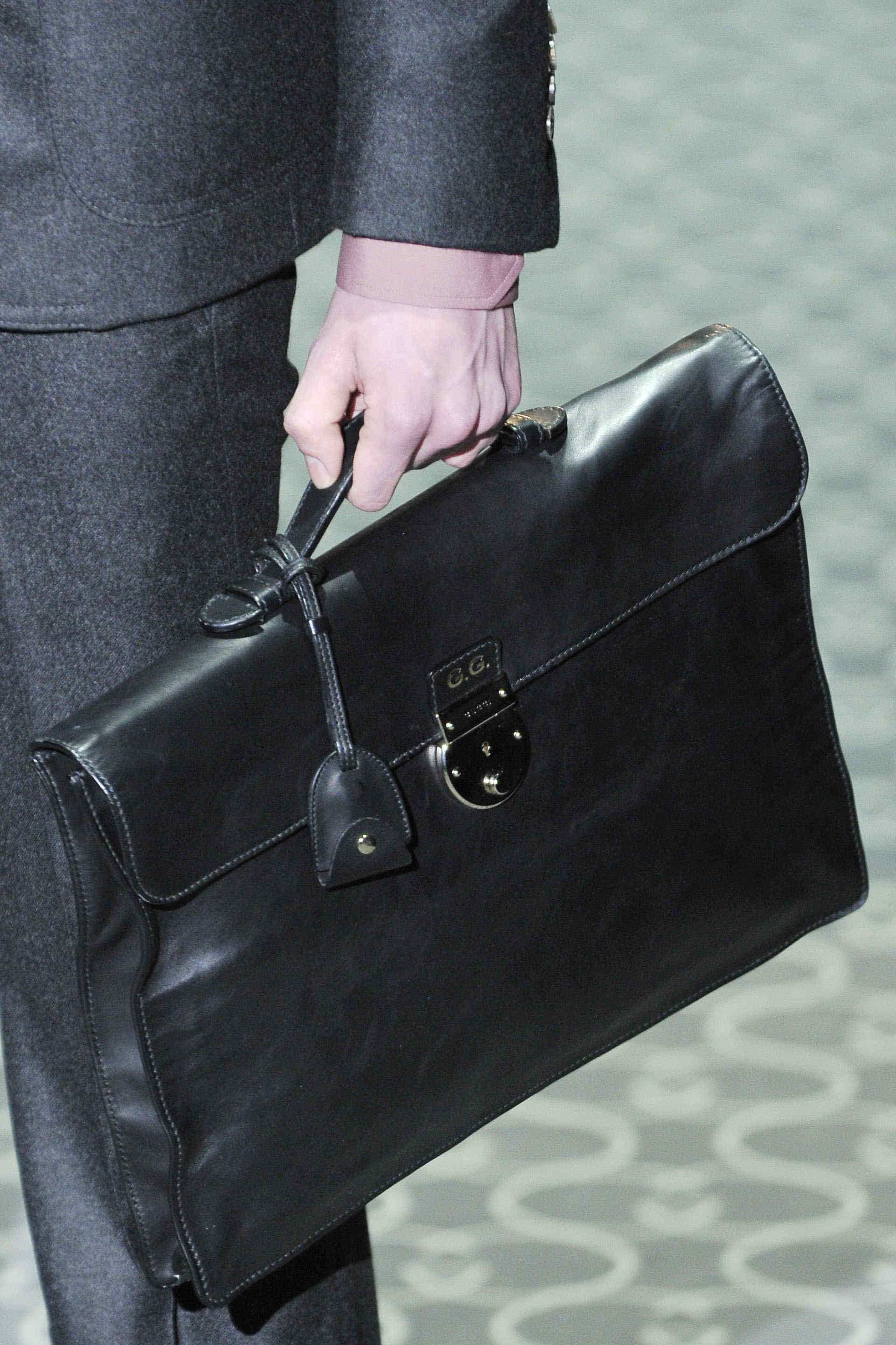 Gucci 2011ﶬbDƬ