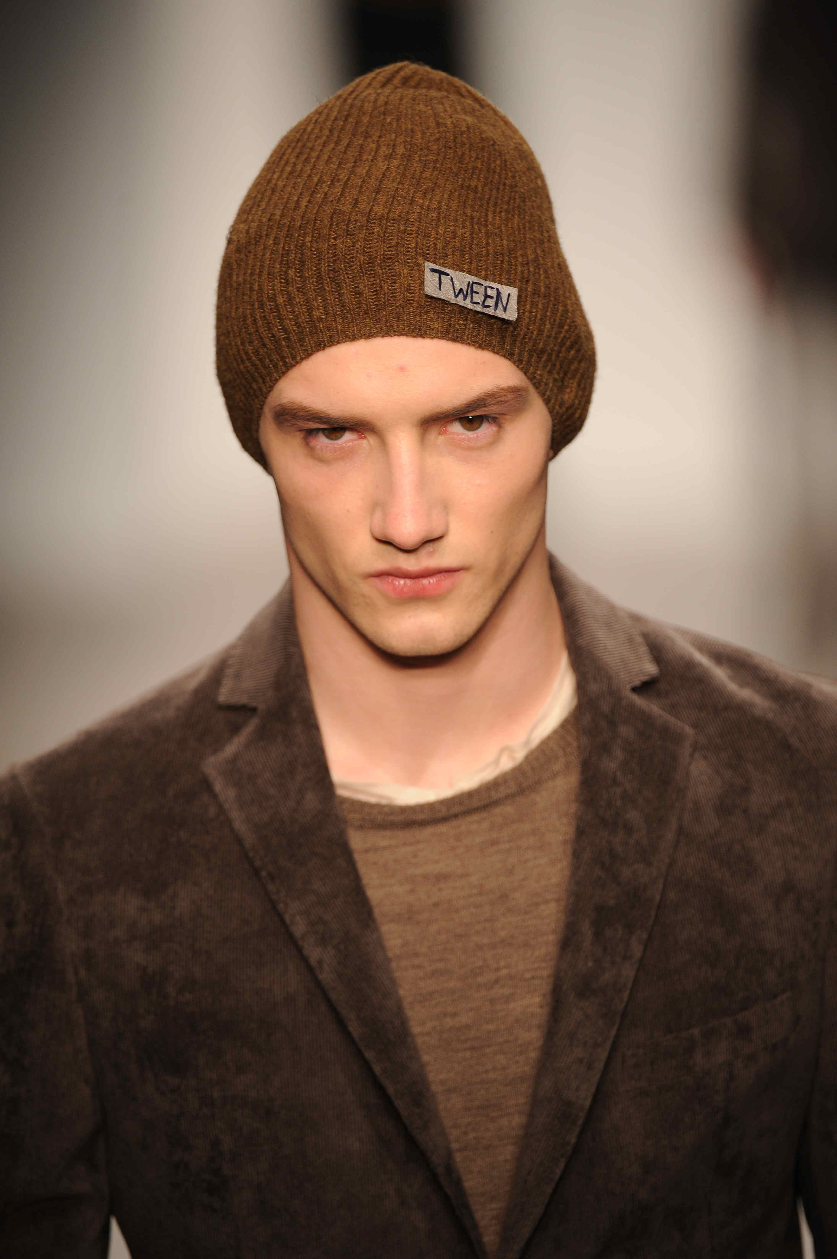 Tween 2011ﶬbDƬ