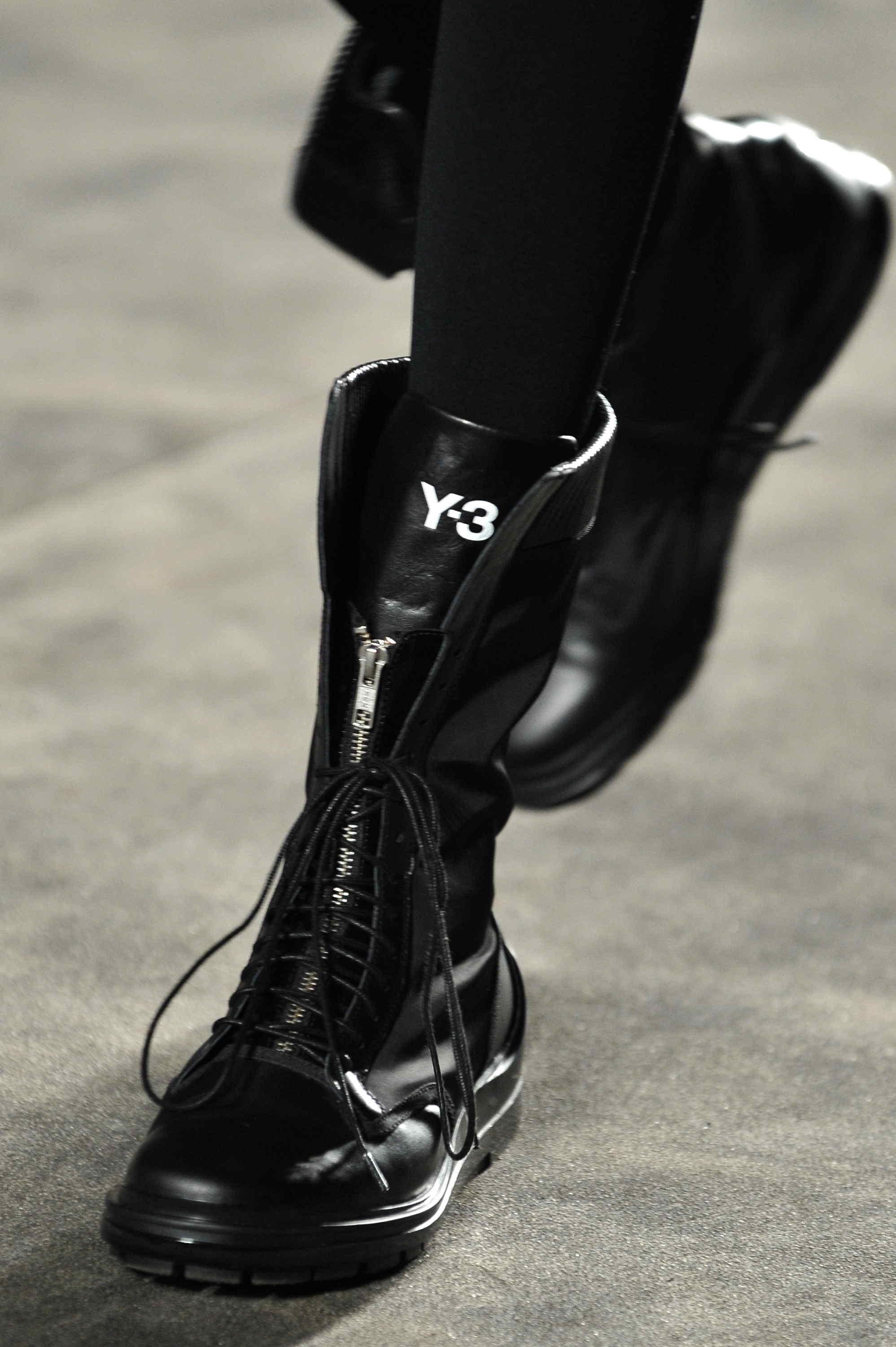 Y-3 2011ﶬʿЬĸDƬ