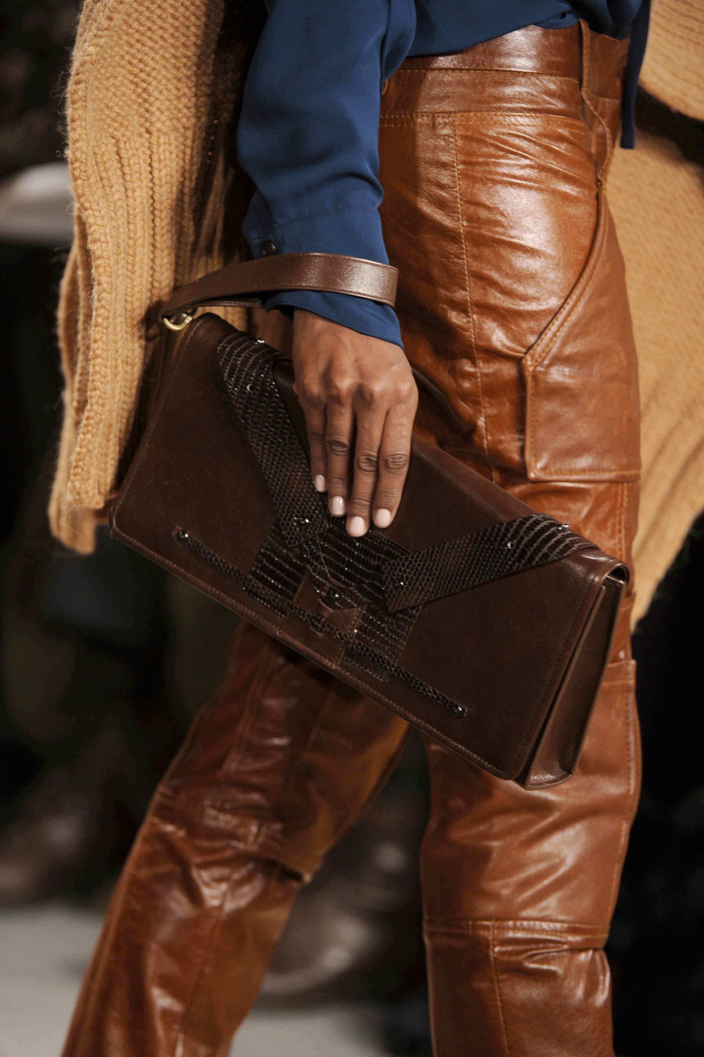 Max Azria 2011ﶬŮʿDƬ