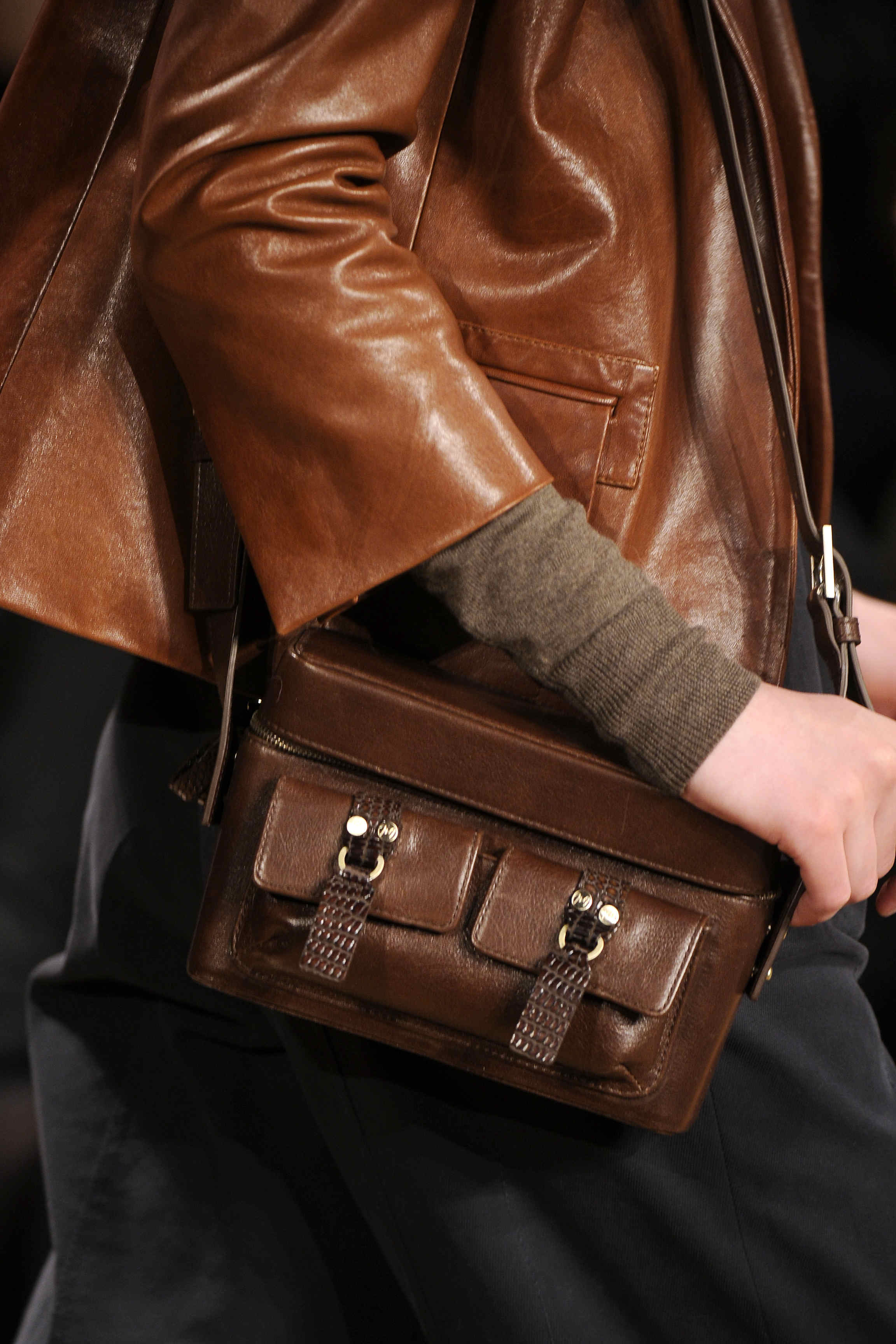 Max Azria 2011ﶬŮʿDƬ