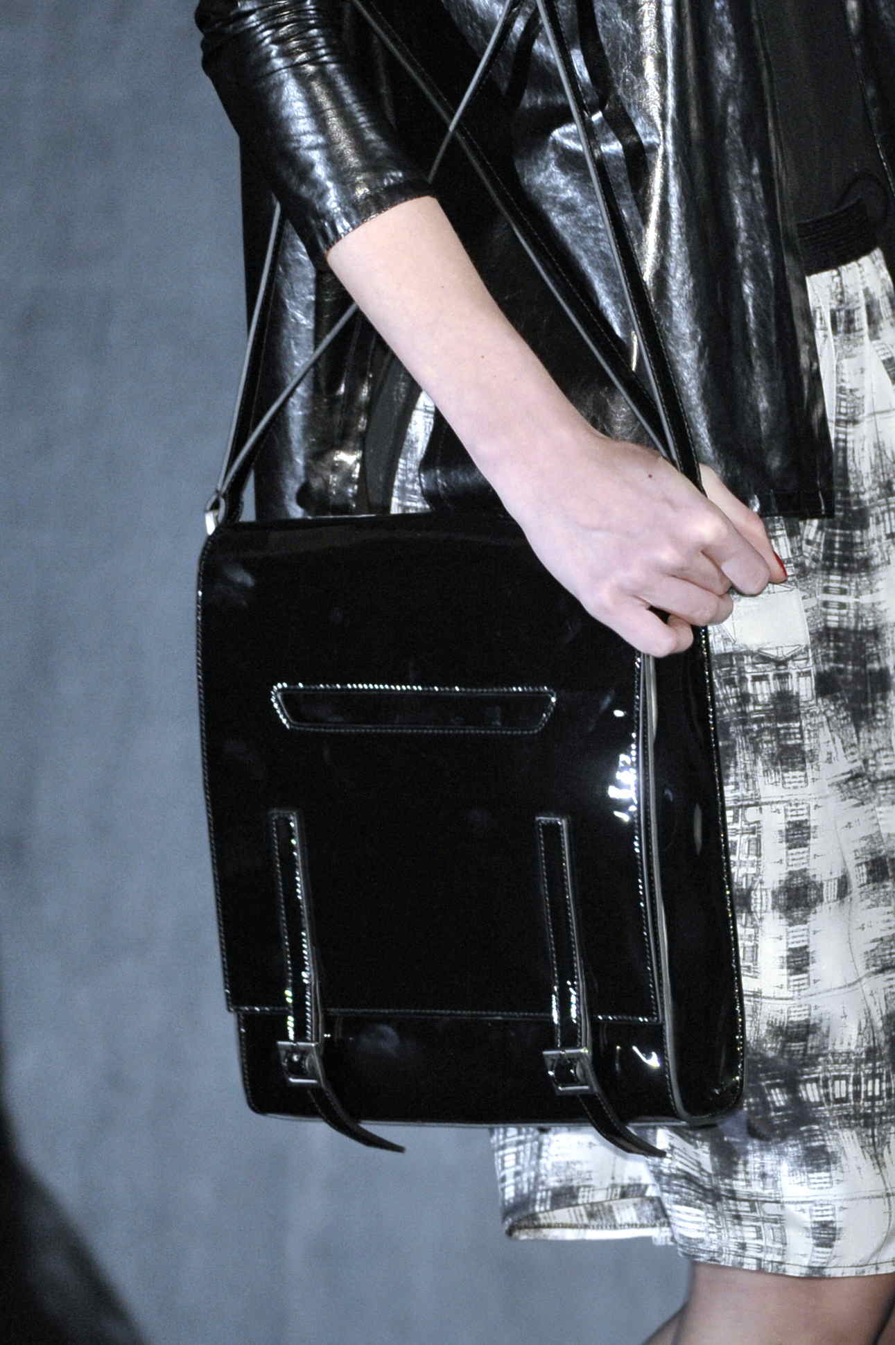 Theyskens Theory 2011ﶬŮʿDƬ