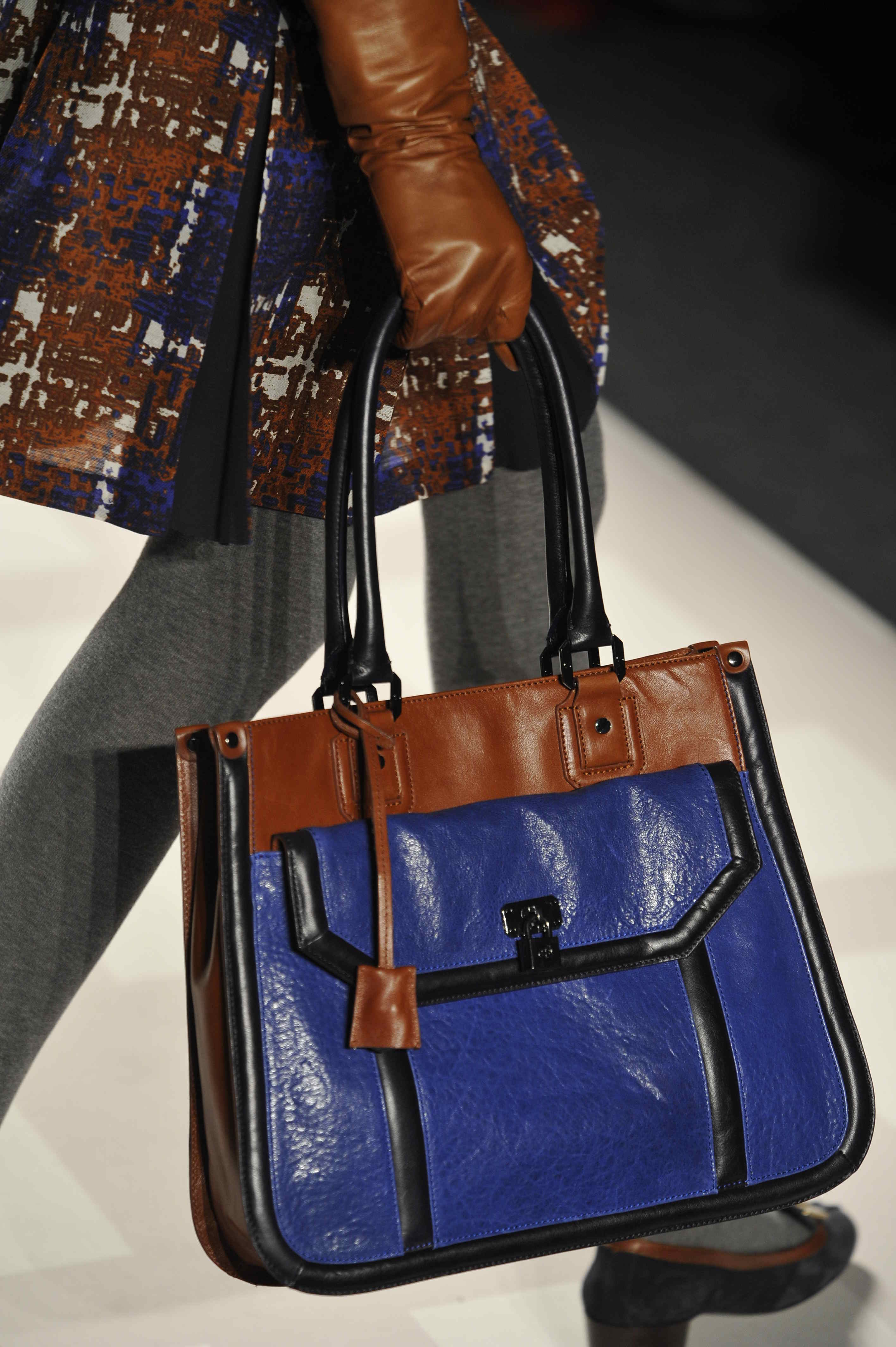 Tory Burch 2011�ﶬŮʿ�������DƬ