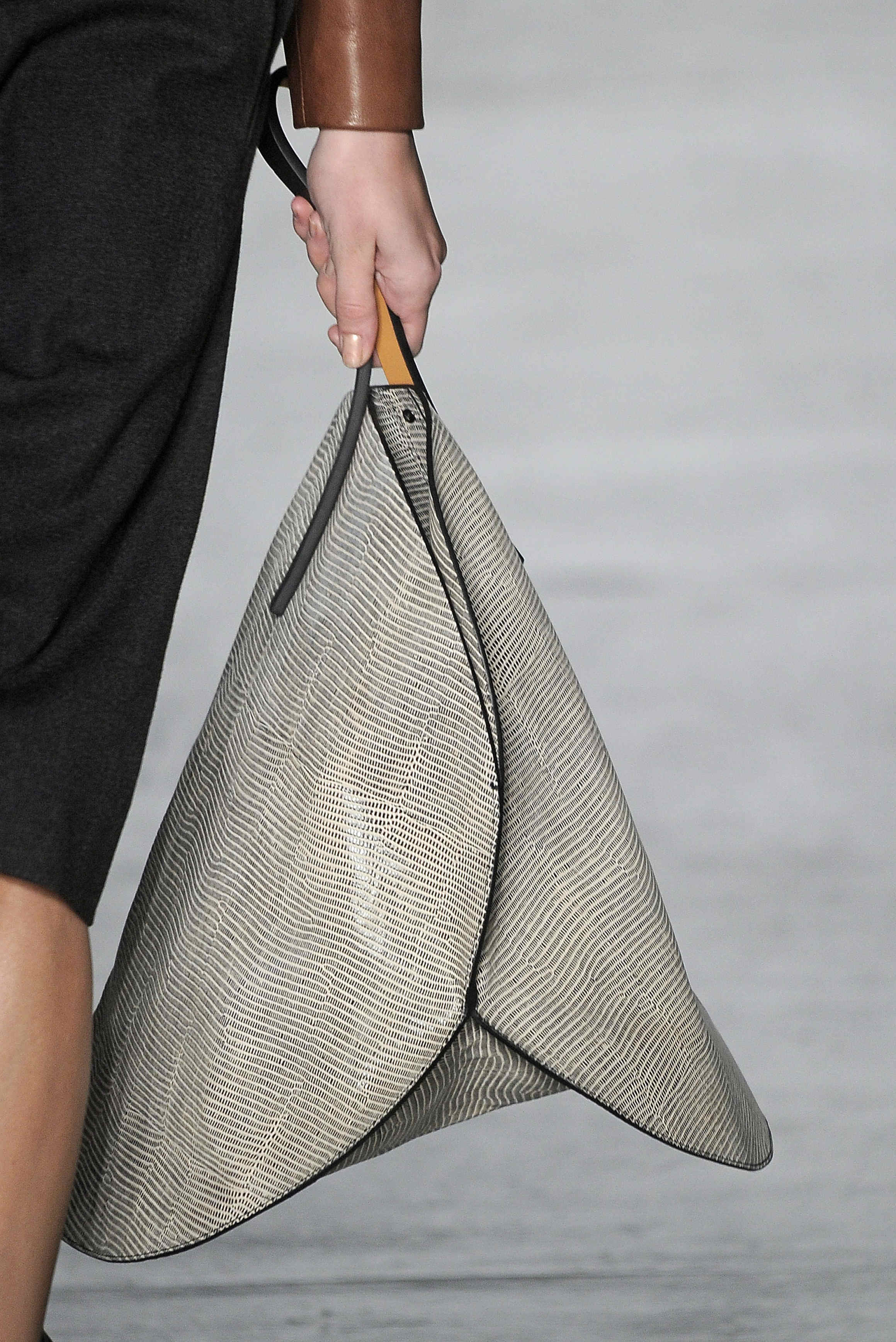 Zero + Maria Cornejo 2011ﶬŮʿDƬ