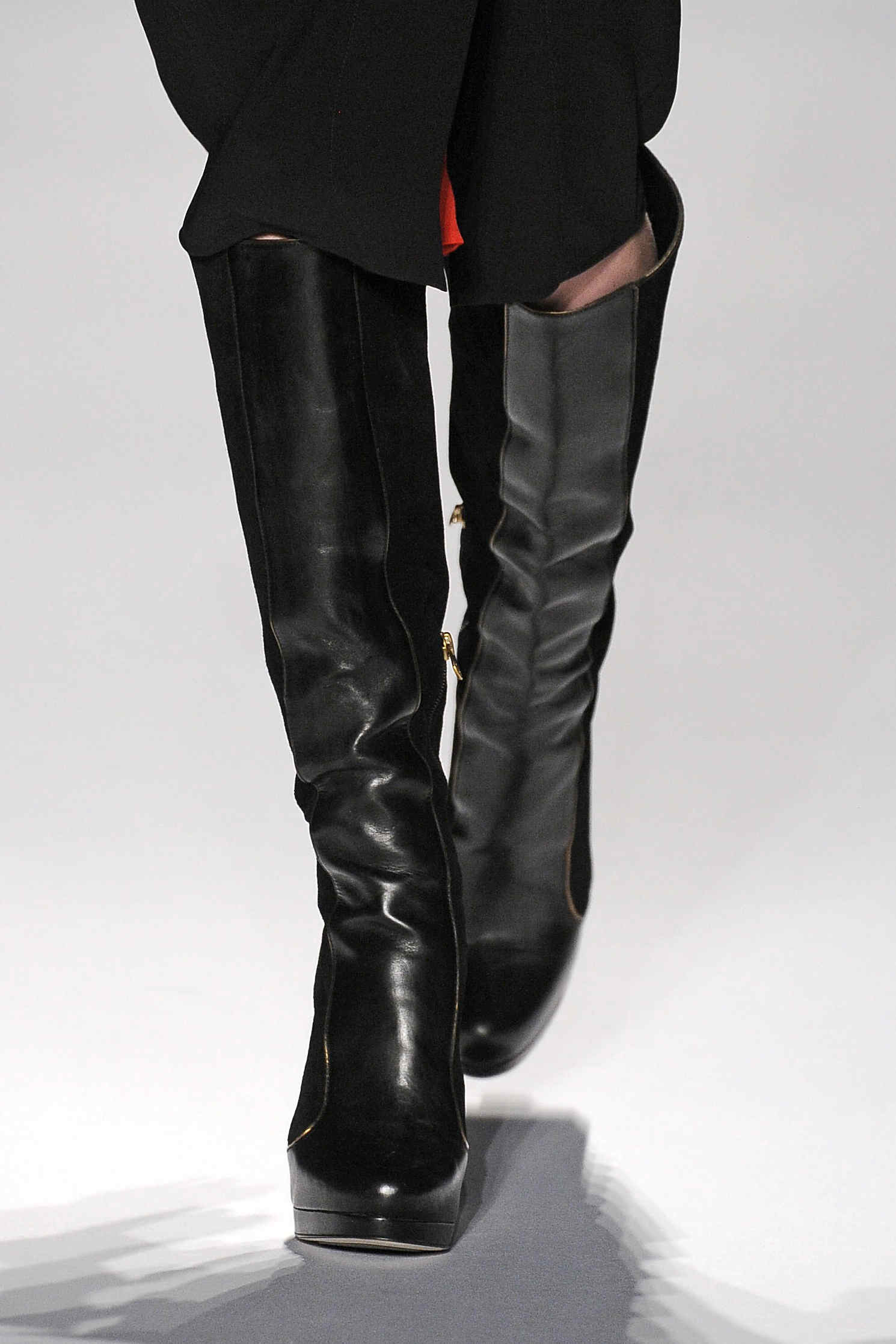 BCBG Max Azria 2011ﶬŮʿЬĸDƬ