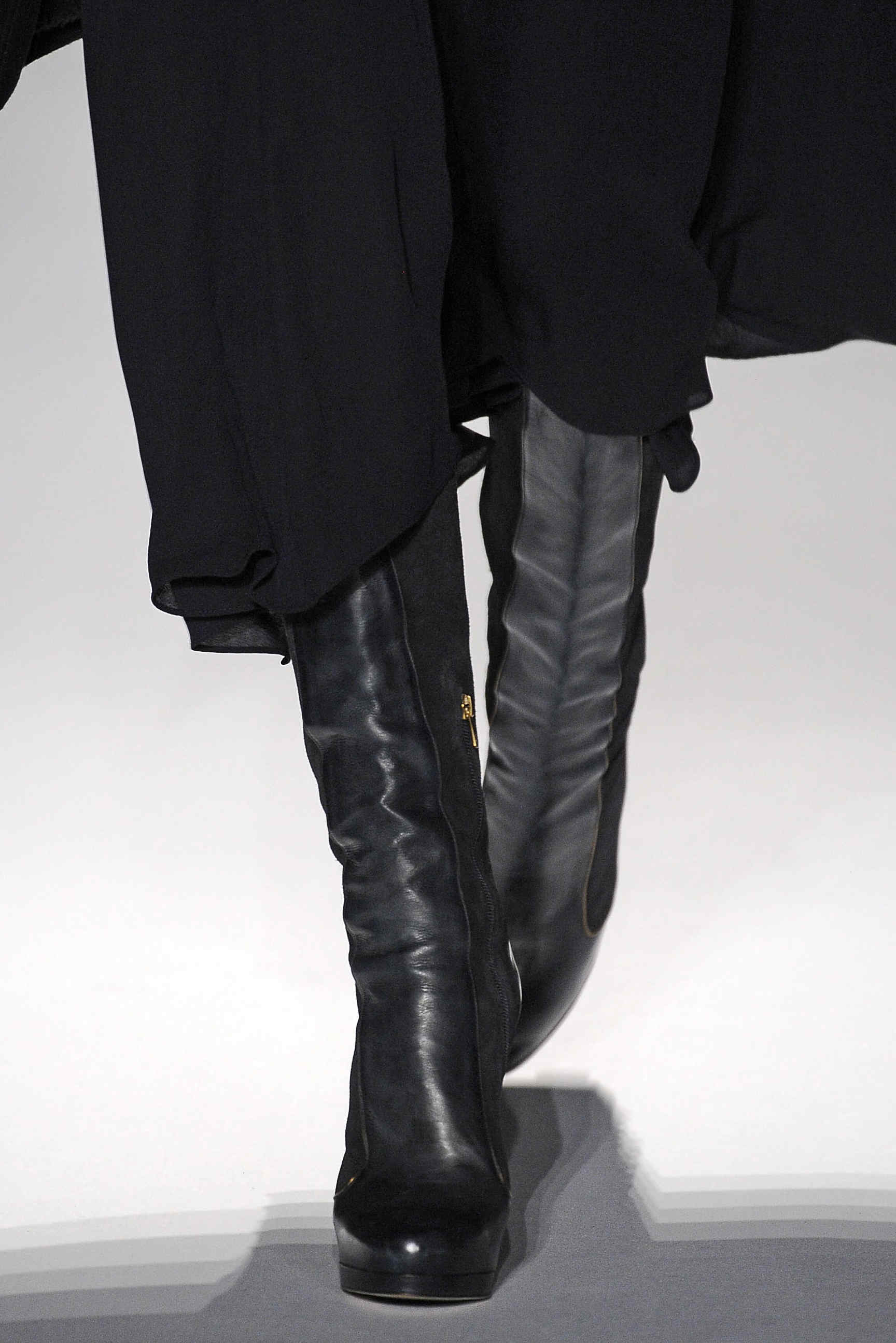 BCBG Max Azria 2011ﶬŮʿЬĸDƬ