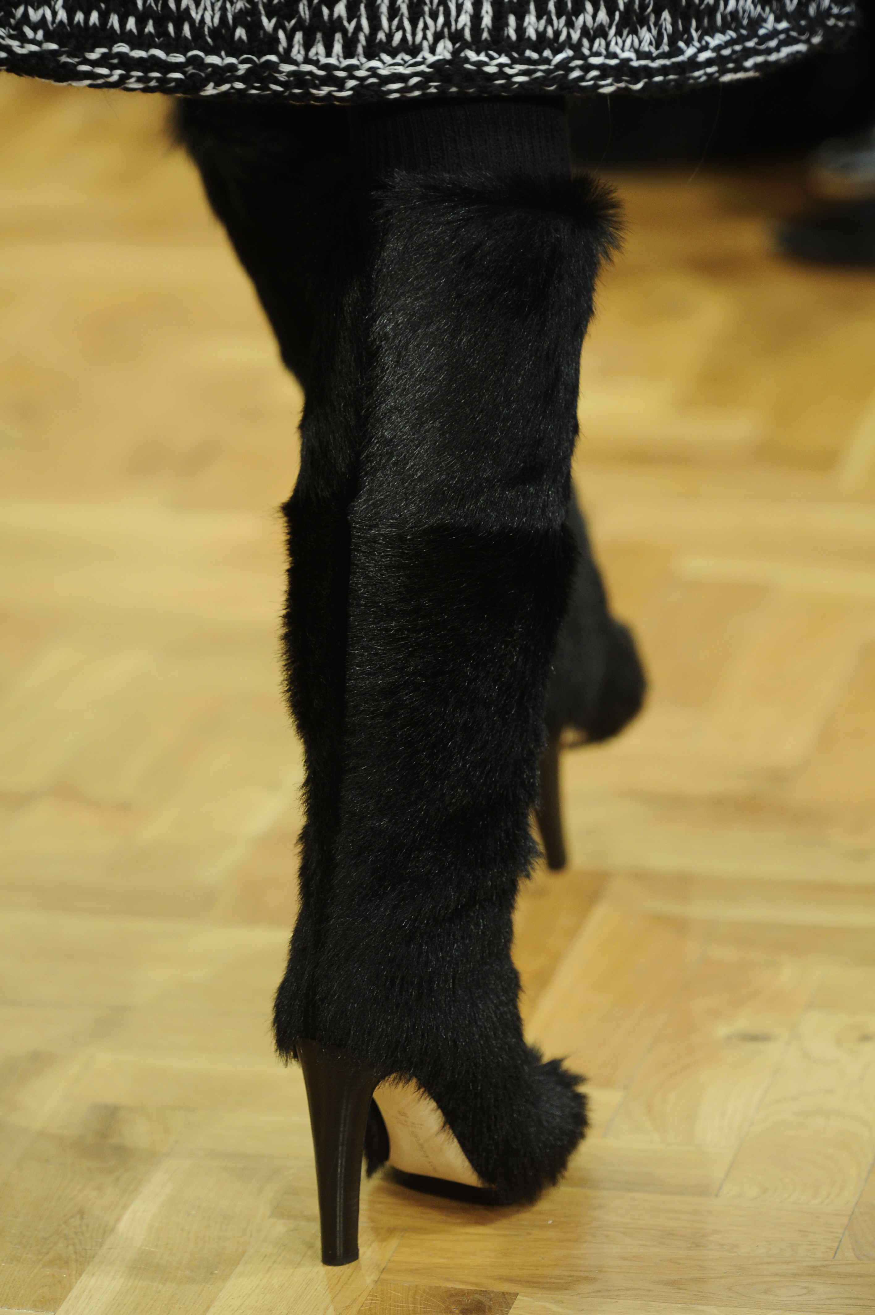 Pringle of Scotland 2011�ﶬŮʿЬ�ĸ���DƬ