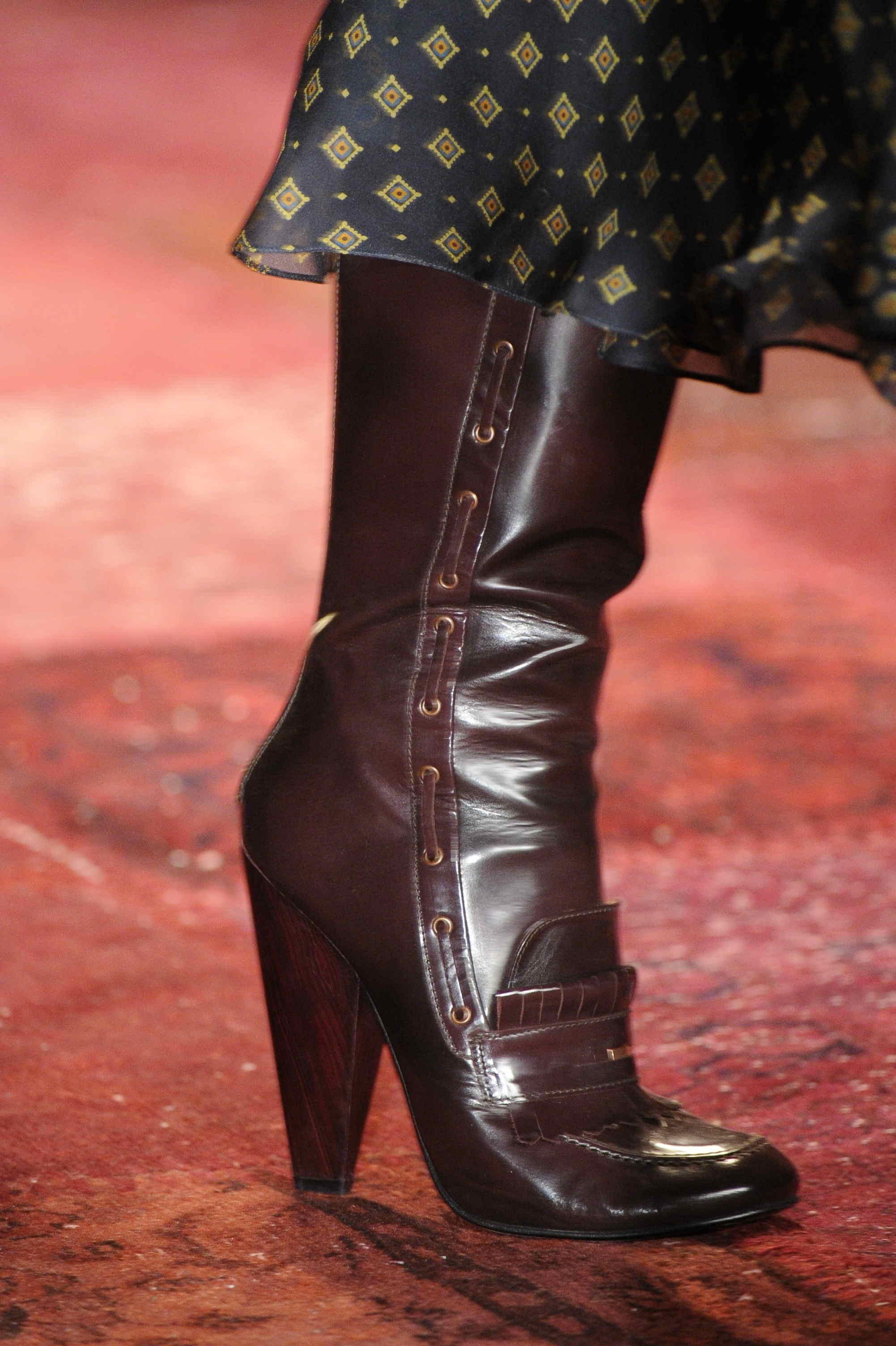 Tommy Hilfiger 2011ﶬŮʿЬĸDƬ