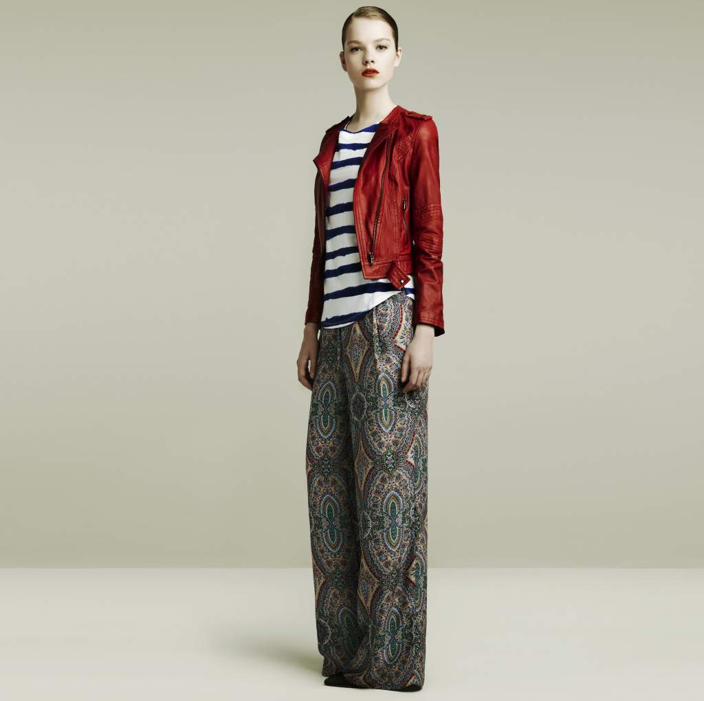 Zara 2011 ŮbLookbookDƬ