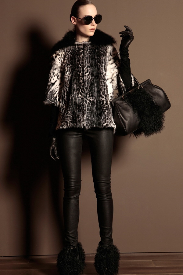 Trussardi 1911 2011ﶬ LookBookDƬ