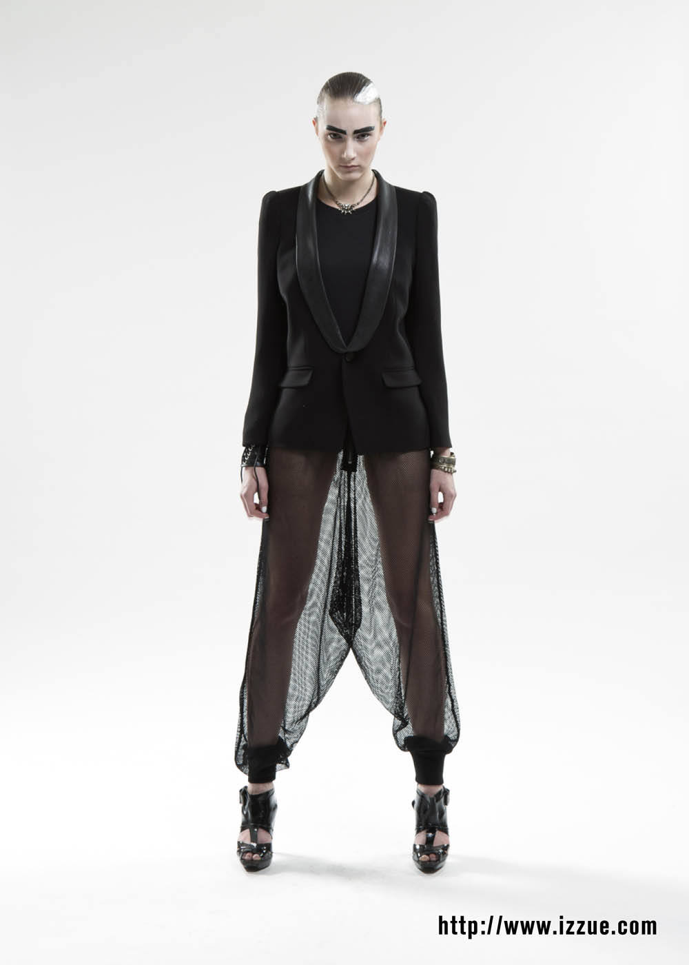 IZCLADIESPRC 11LookbookDƬ