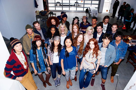 Levi 2011ﶬ ﶬV DƬ