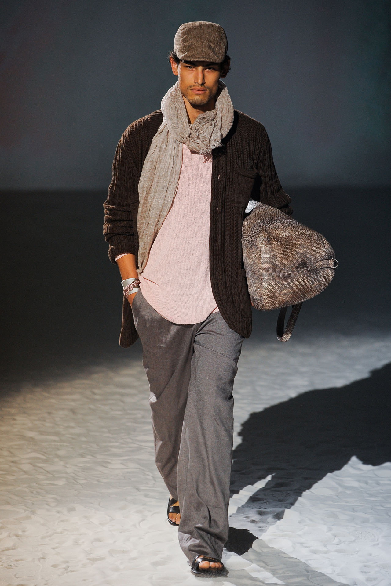 Corneliani 2012�������b����DƬ