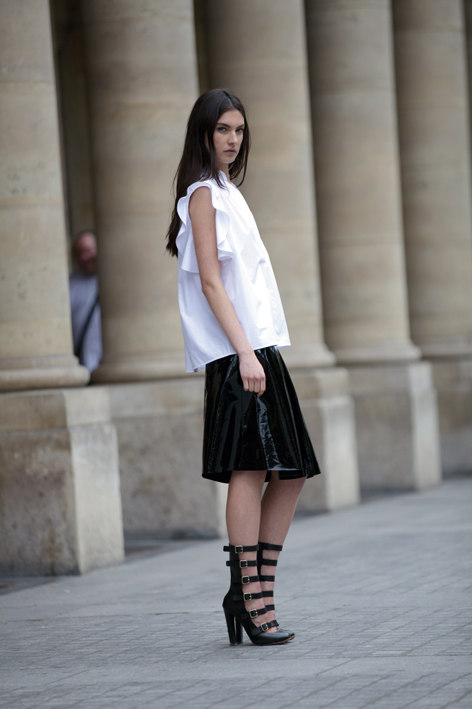 Chloe 2012紺ϵиDƬ