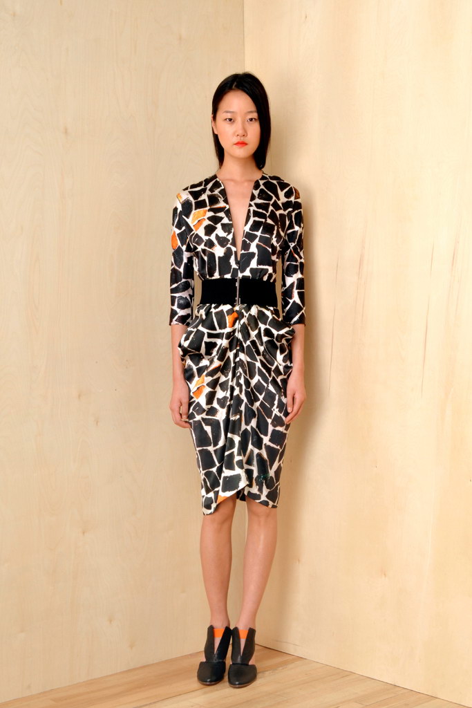 Zero Maria Cornejo 2012紺ϵиDƬ