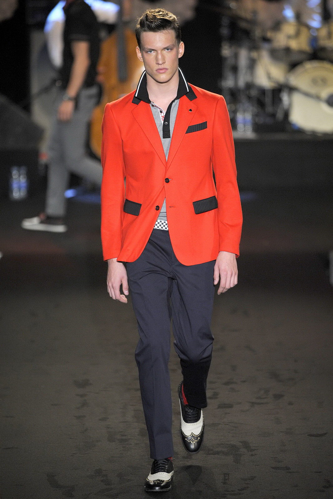 Moschino 2012bDƬ