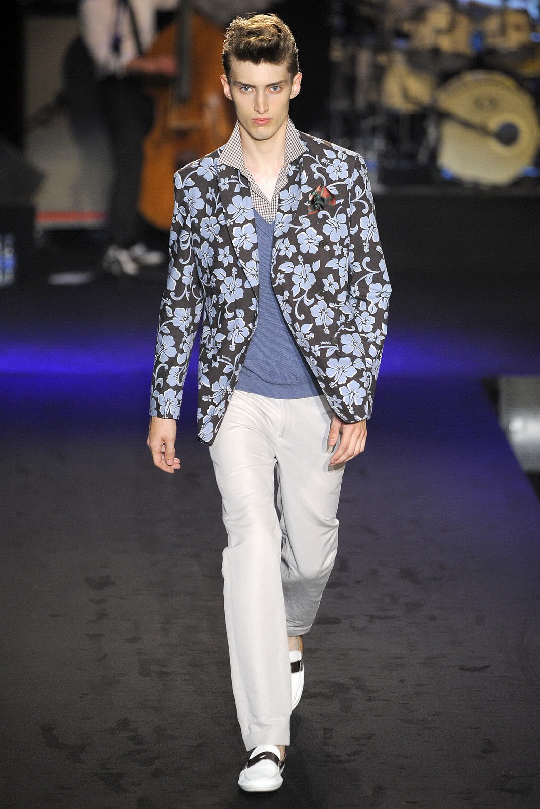 Moschino 2012�������b����DƬ