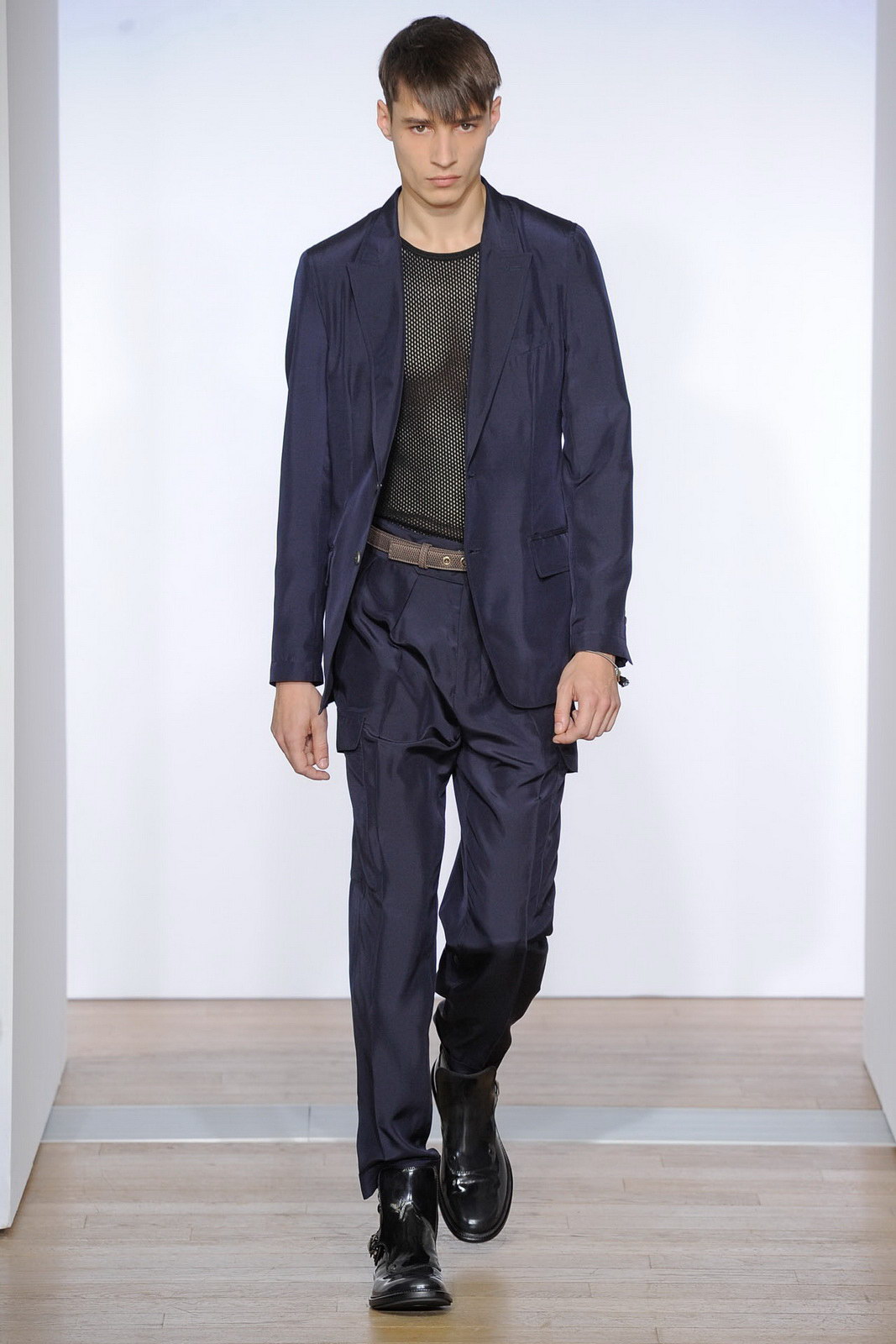 Yves Saint Laurent 2012bDƬ