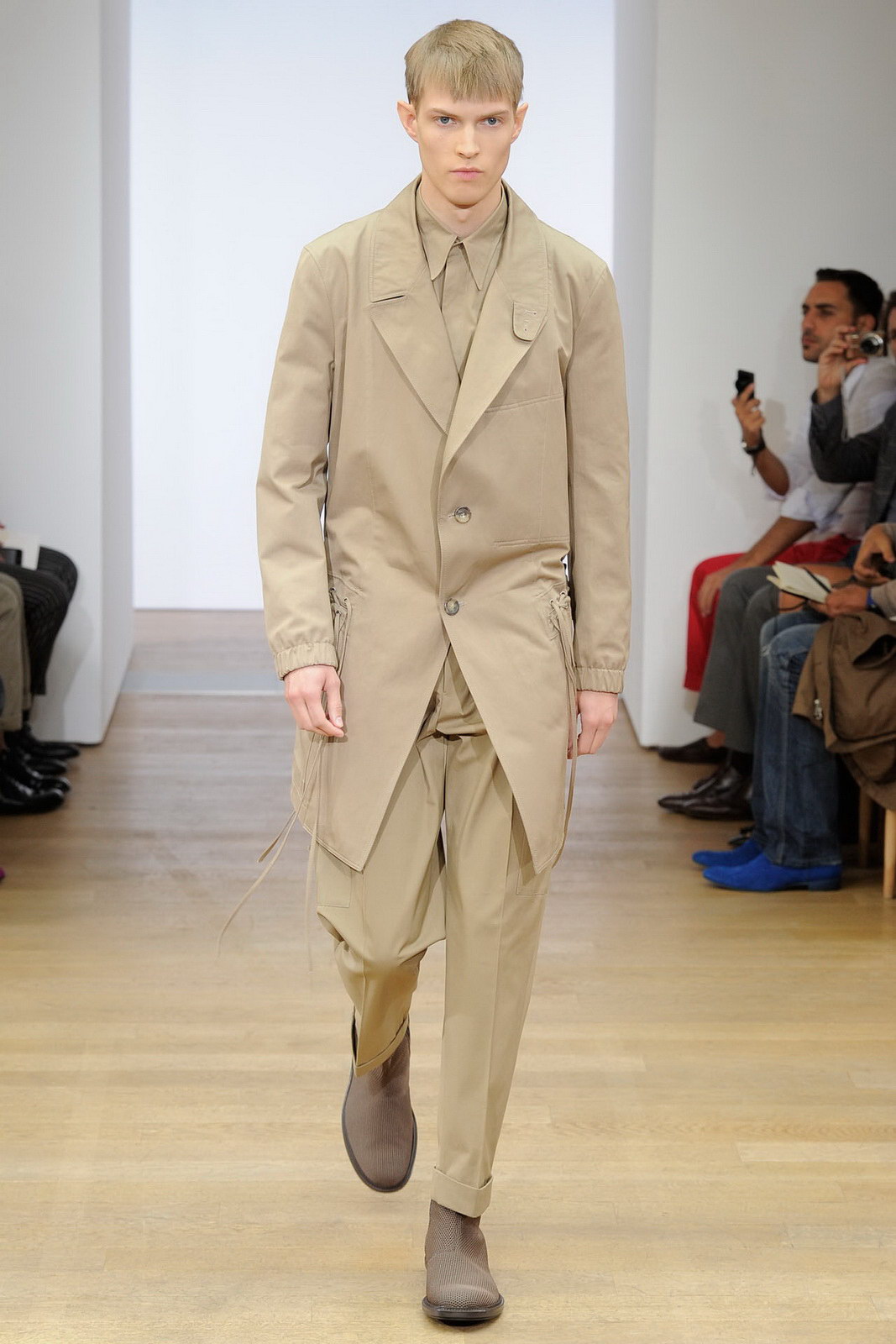 Yves Saint Laurent 2012bDƬ