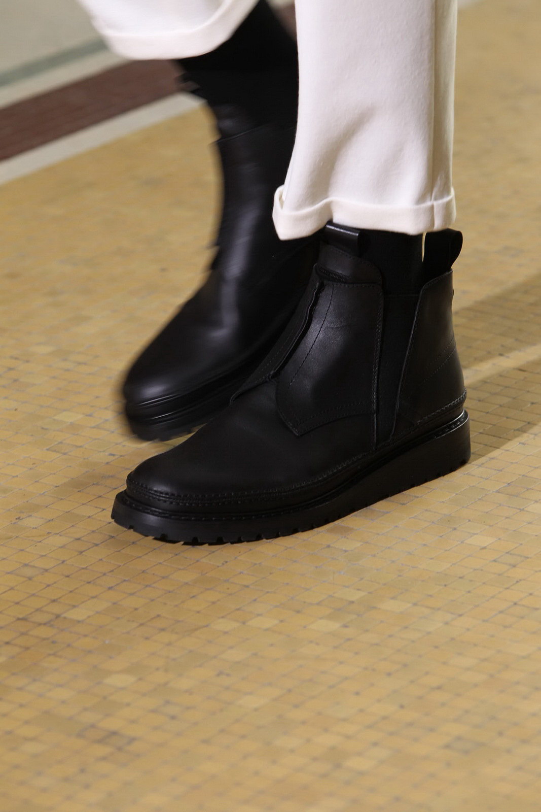 Kris Van Assche 2012�������b��������DƬ