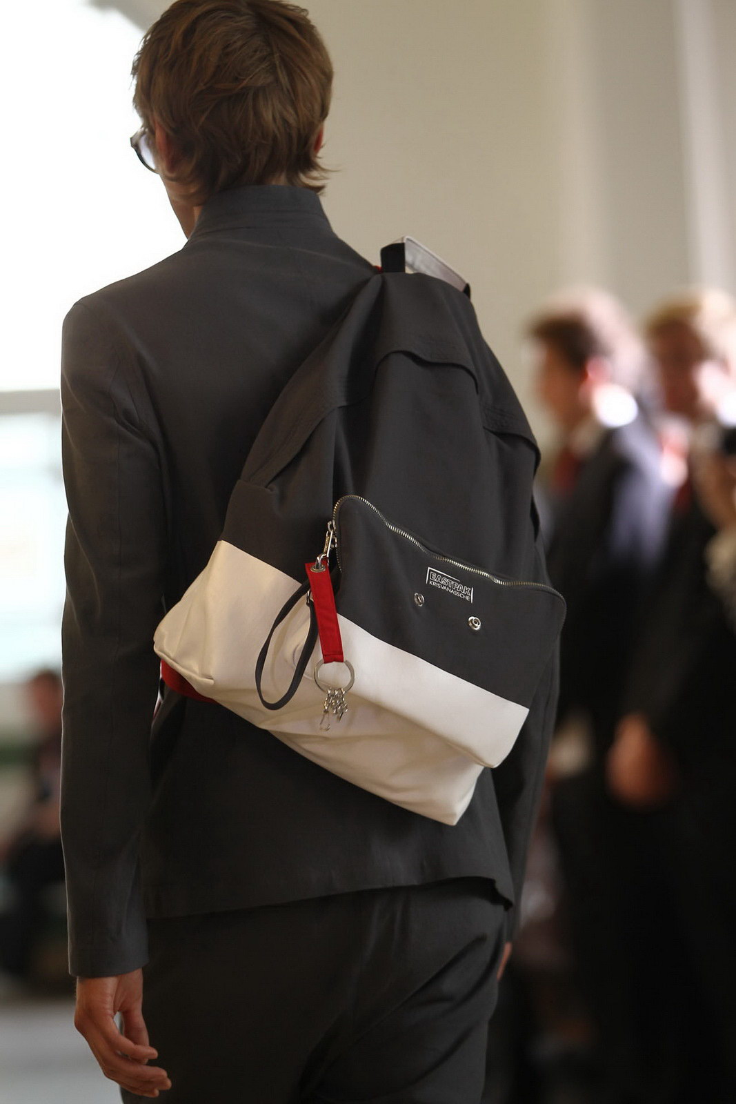 Kris Van Assche 2012�������b��������DƬ