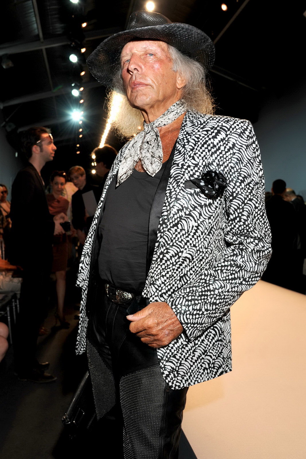 Christian Dior 2011ﶬ߼ǰ DƬ