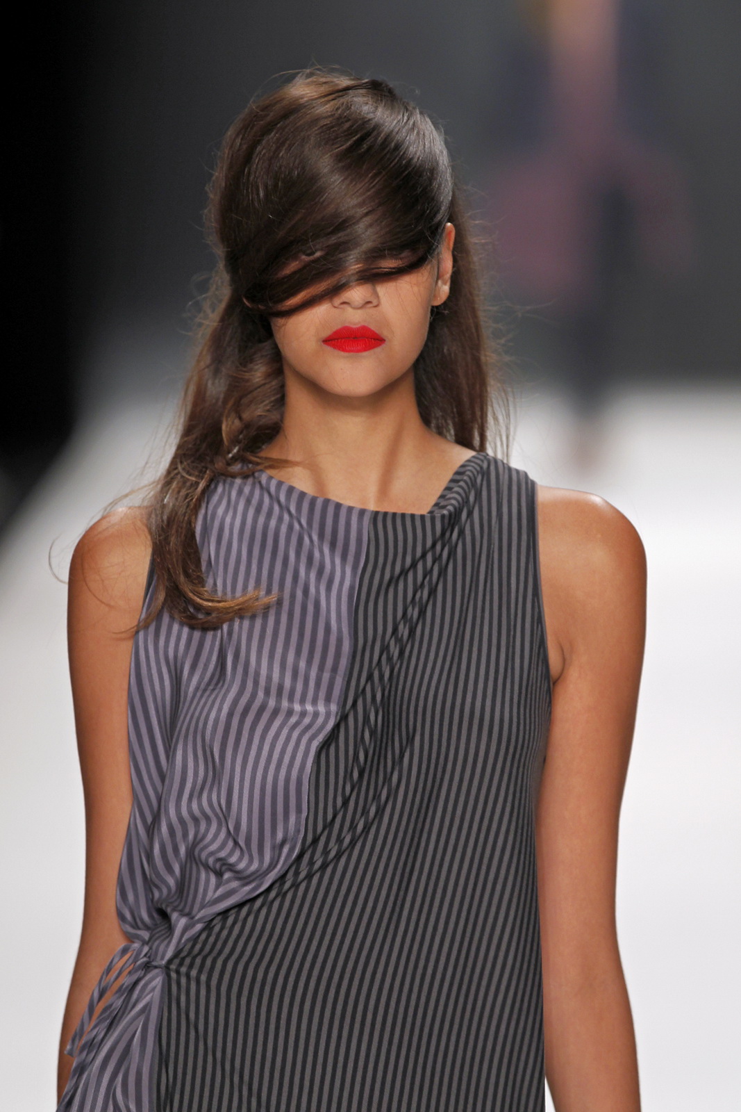 A.FRIEND by A.F.Vandevorst 2012DƬ